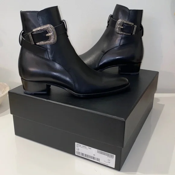 Saint laurent buckle hot sale boots
